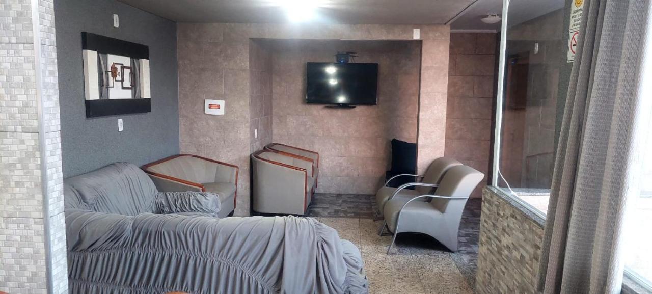 Hostel Falcao-Suites Privativas Com Ar Condicionado Rio das Ostras Extérieur photo