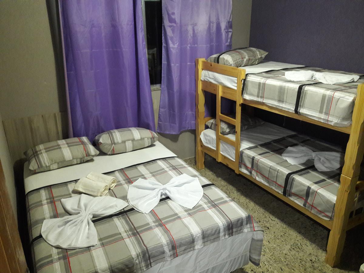 Hostel Falcao-Suites Privativas Com Ar Condicionado Rio das Ostras Extérieur photo